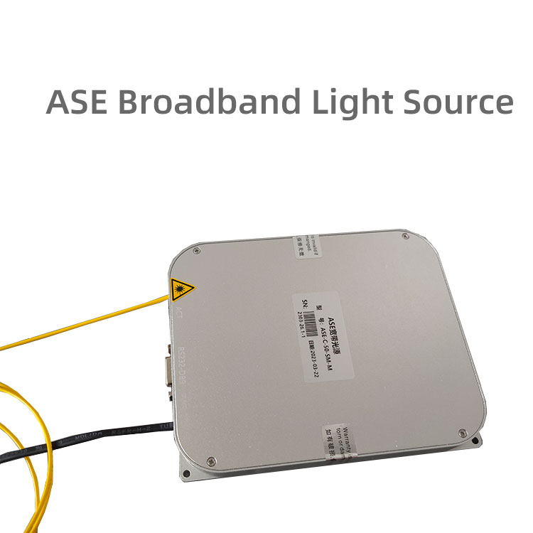 ASE Broadband Light Source, C-band 1528-1563nm, 20mW/50mW.