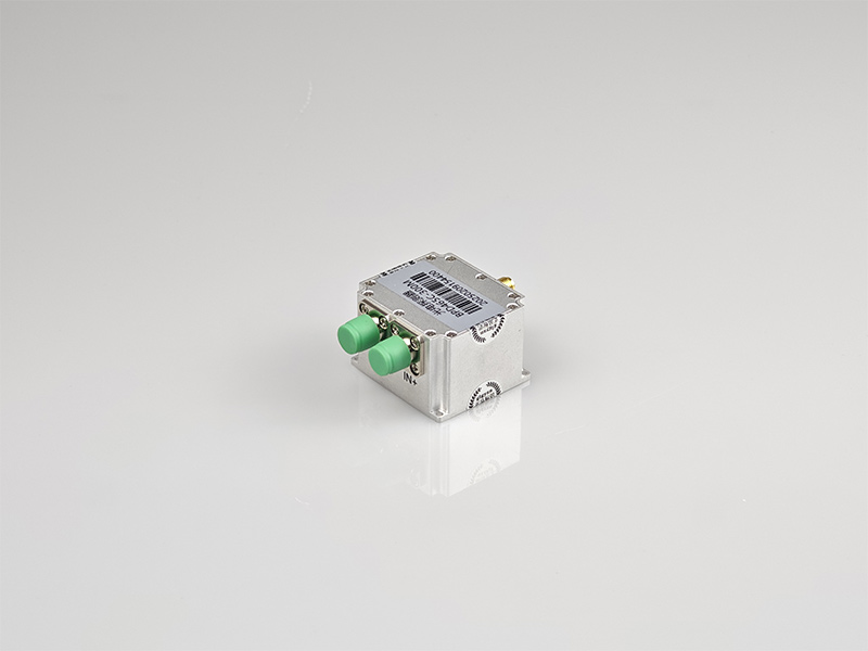 The balanced photodetector contains...