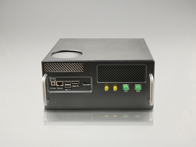 EM-DAS is a high-performance portable DAS device integrating AI artificial intelligence models. The system features a compact size, low power consumption, monitoring range up to 80km, fast processing speed, and AI scalability.